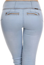 Load image into Gallery viewer, Women’s high waist jeans butt lifter Levanta pompies stock in California
